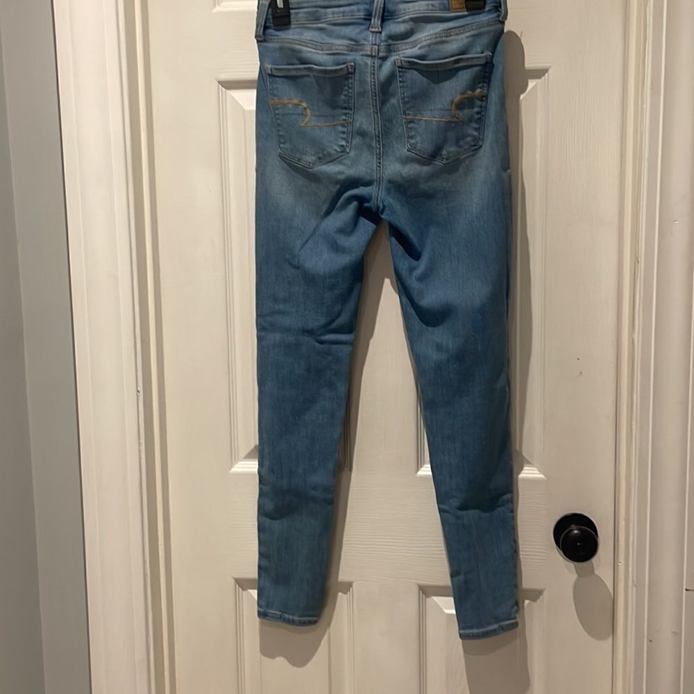 AEO super hi-rise jegging skinny jeans SZ 4 regular.